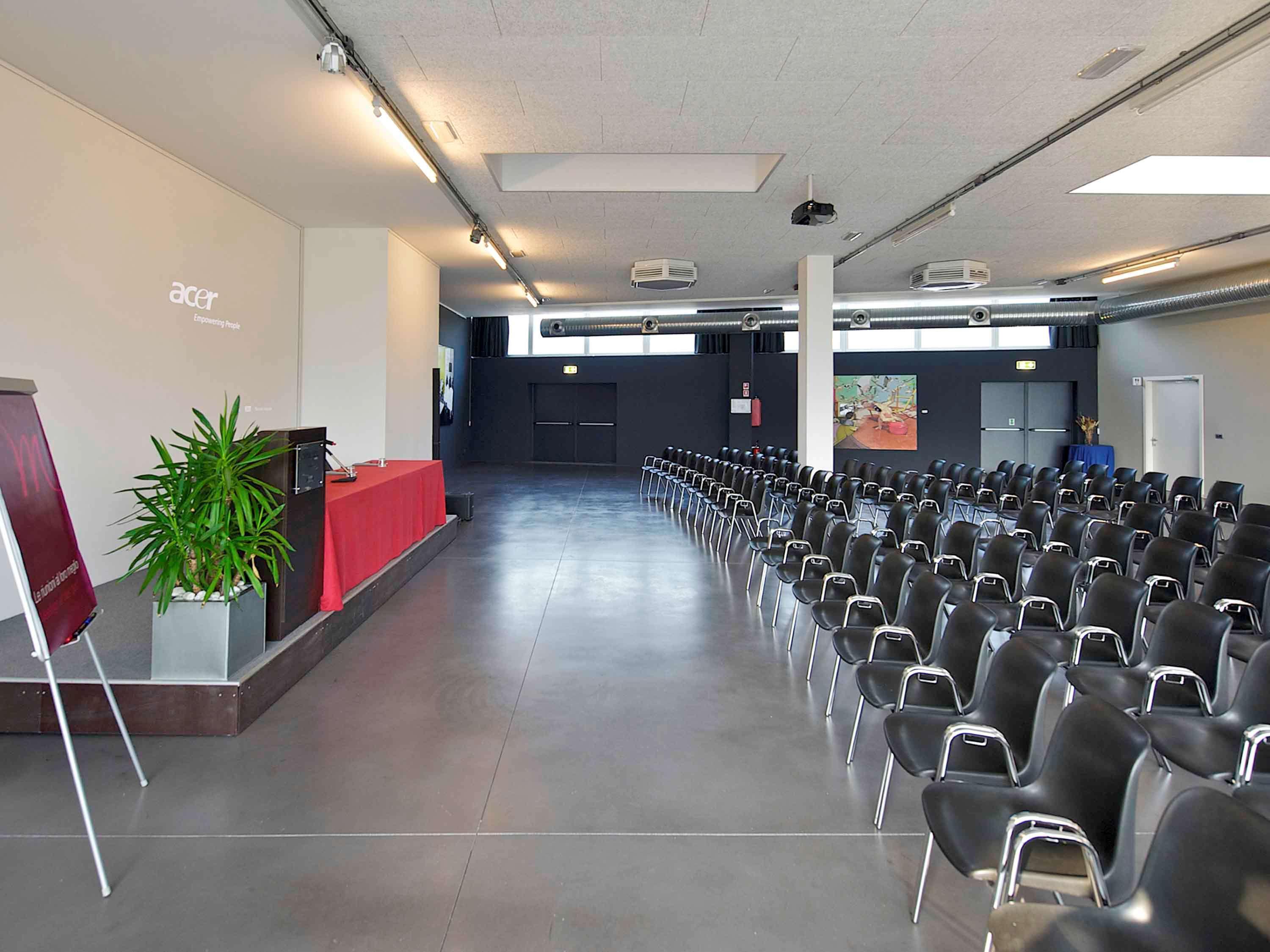 Hotel Mercure Nerocubo Rovereto 4*